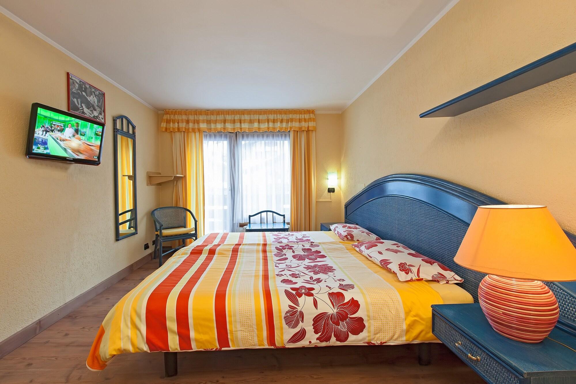 Hotel Margherita Лівіньо Екстер'єр фото